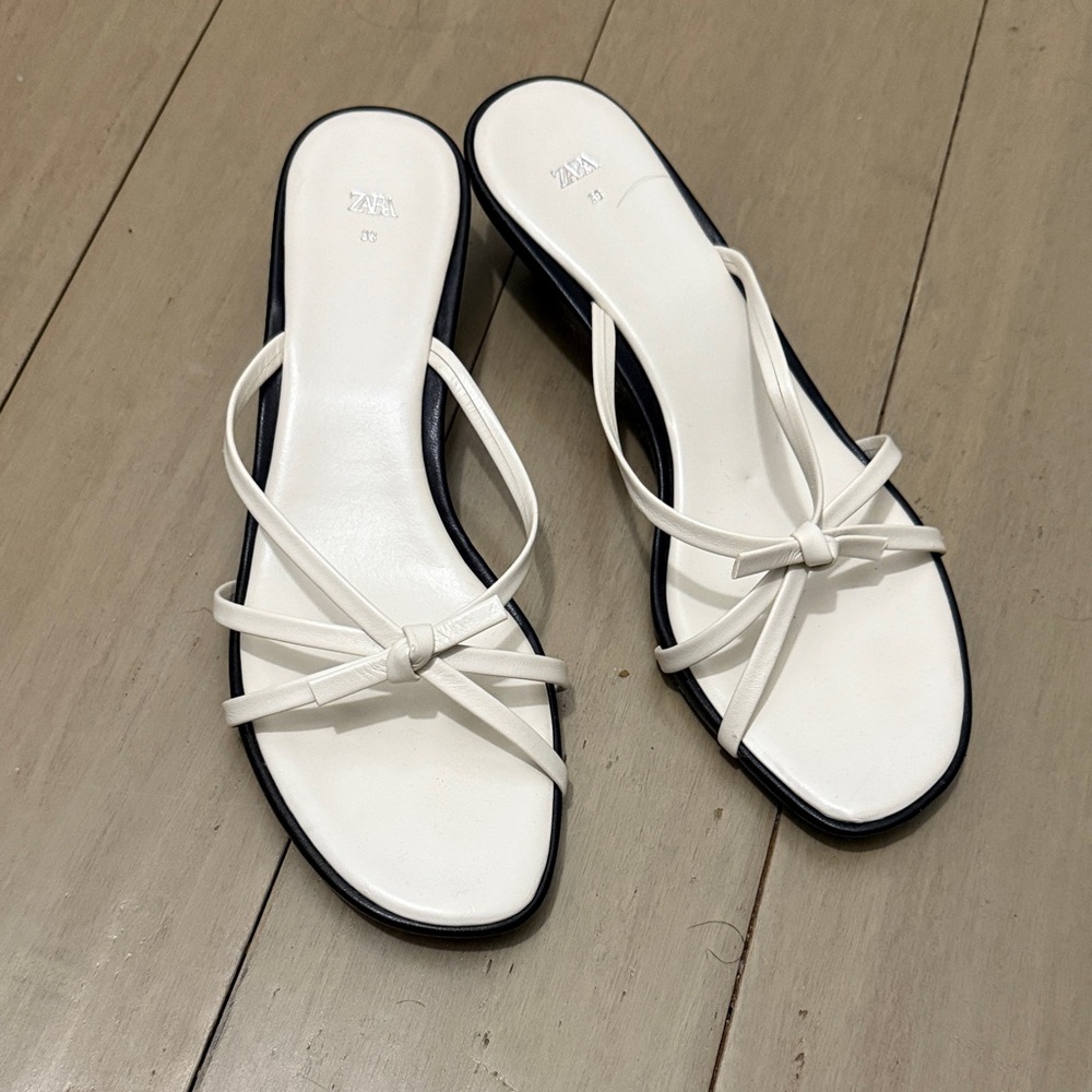 Zara Women's Cream Strappy Sandals